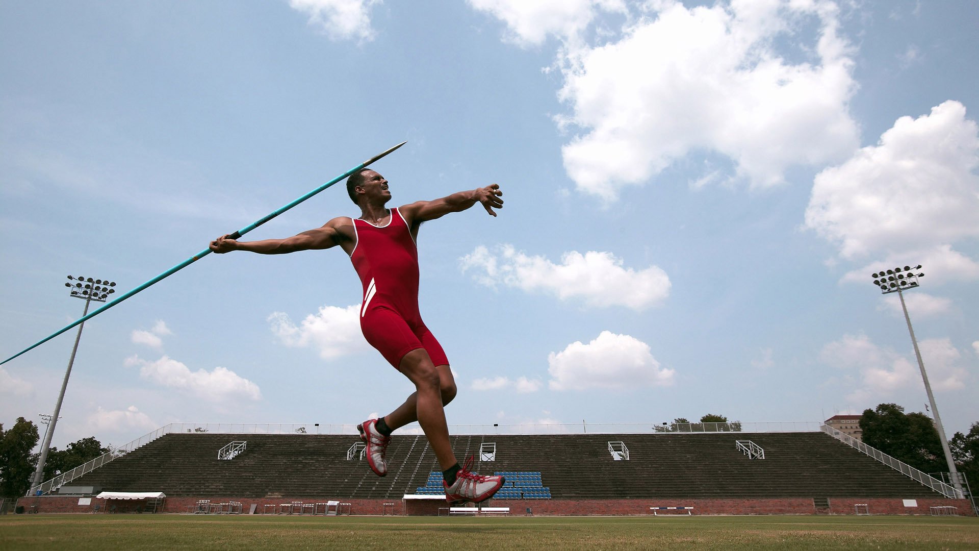 逆境中的坚持：球队如何扭转败局，足球比赛逆转的例子